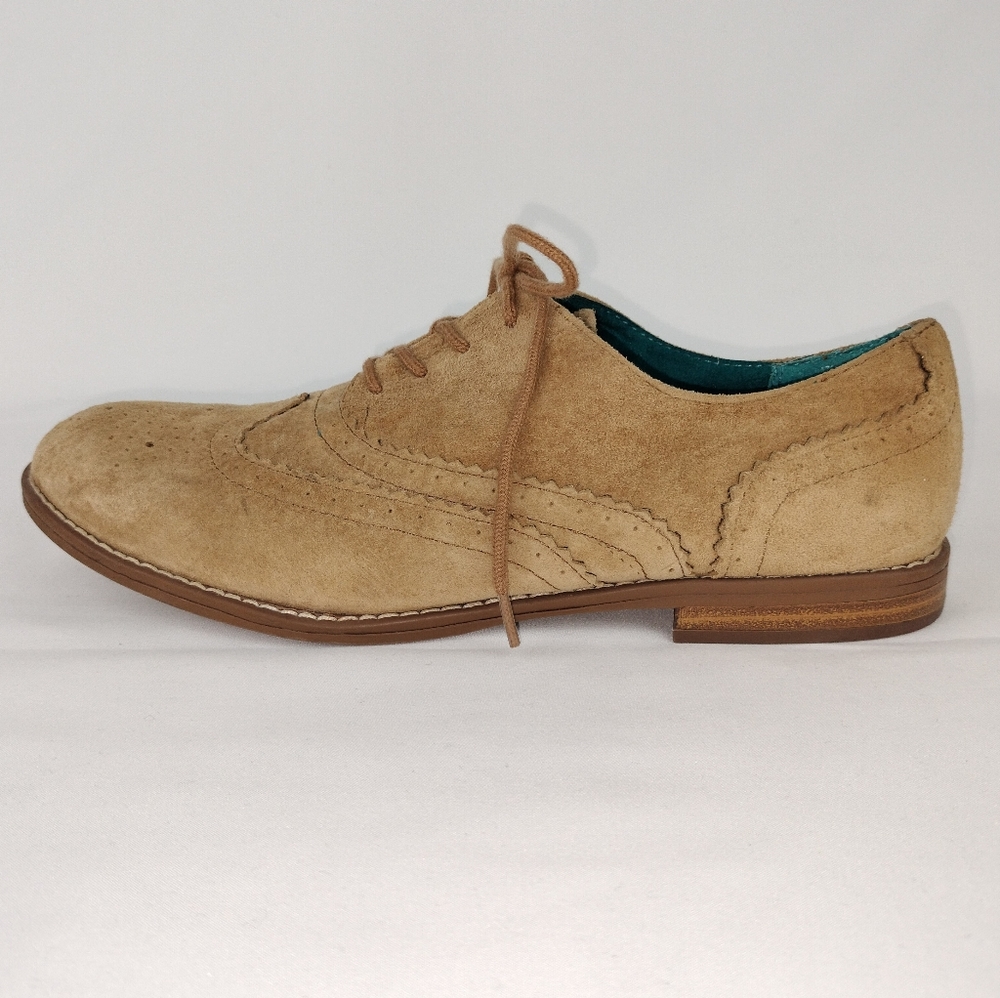 NWOT Cynthia Rowley Hazel Genuine Suede Lace Up Oxfords in Caramel Sz. 8.5